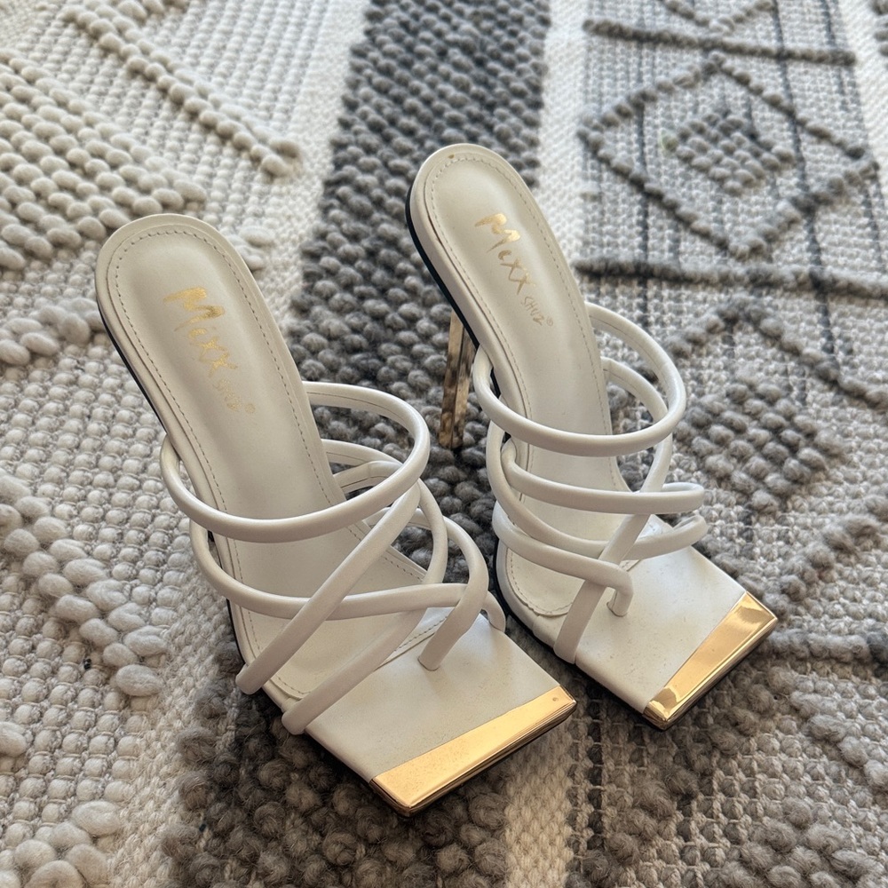Mixx White and Gold Women's Heels